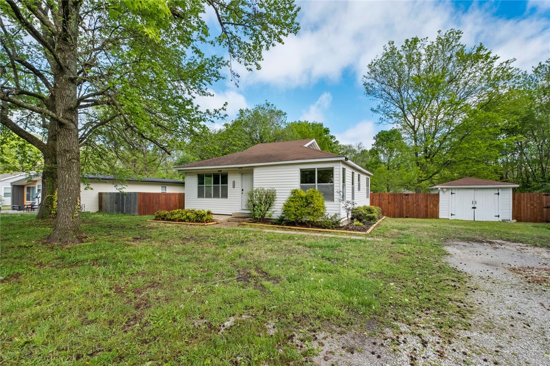 Fayetteville Outlots - Residential Lease