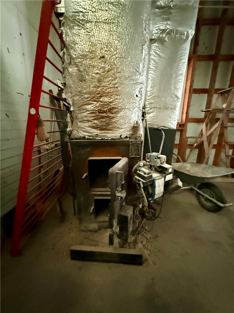 15-19-27-RURAL - Residential