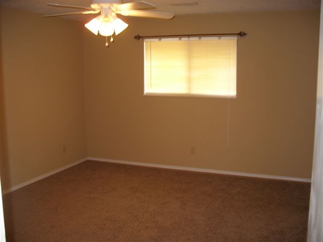 Heritage West Unit 2 Rogers - Residential Lease