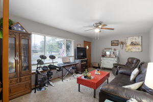 Howell, Gus - Residential