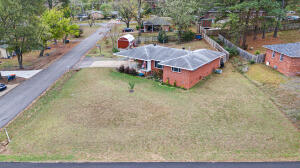 Howell, Gus - Residential