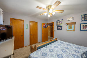 Howell, Gus - Residential