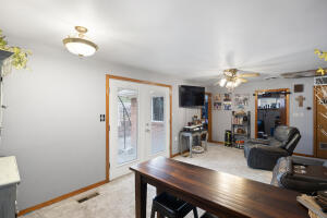 Howell, Gus - Residential