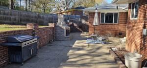 Howell, Gus - Residential