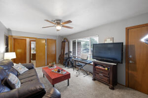 Howell, Gus - Residential