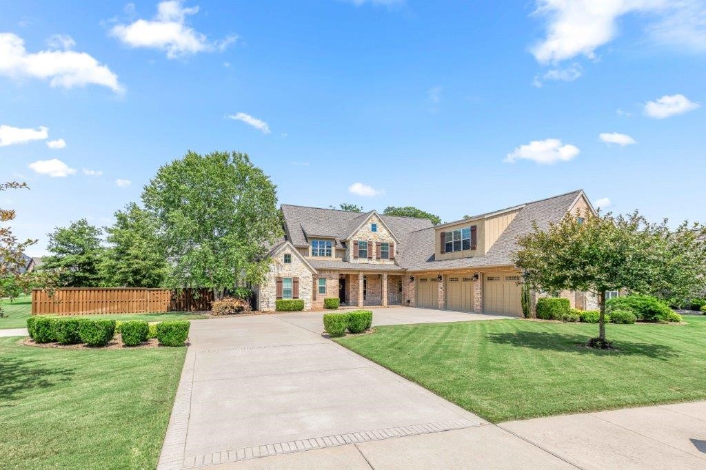 Oak Tree - Residential