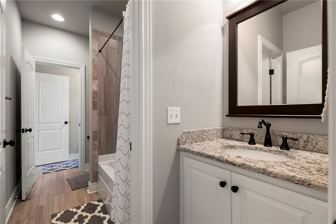 Amber Ridge at Woods Creek - Residential Lease