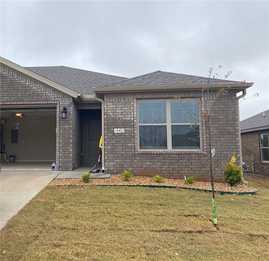 KIMMEL RIDGE SUB-CENTERTON - Residential Lease