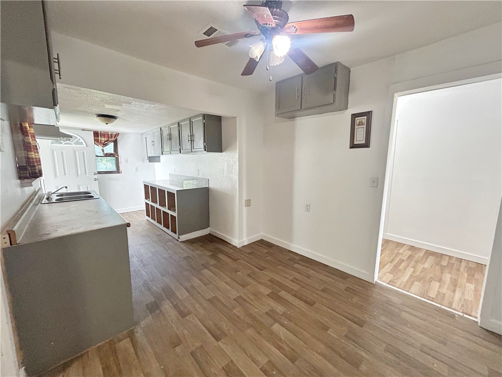 Clarksville 3923 - Residential