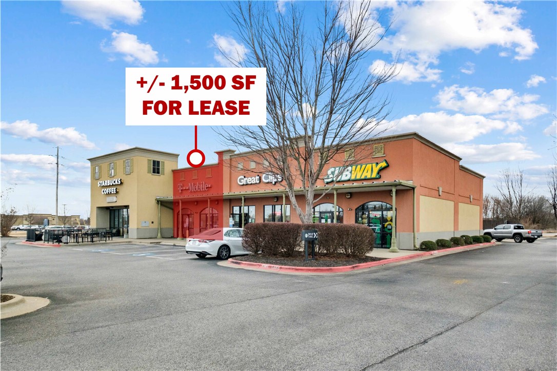 Tuscany Square - Commercial Lease