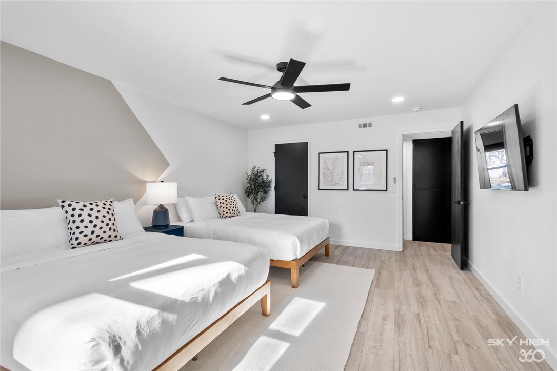 Turtle Creek Place Unit 1-Rogers - Residential Lease
