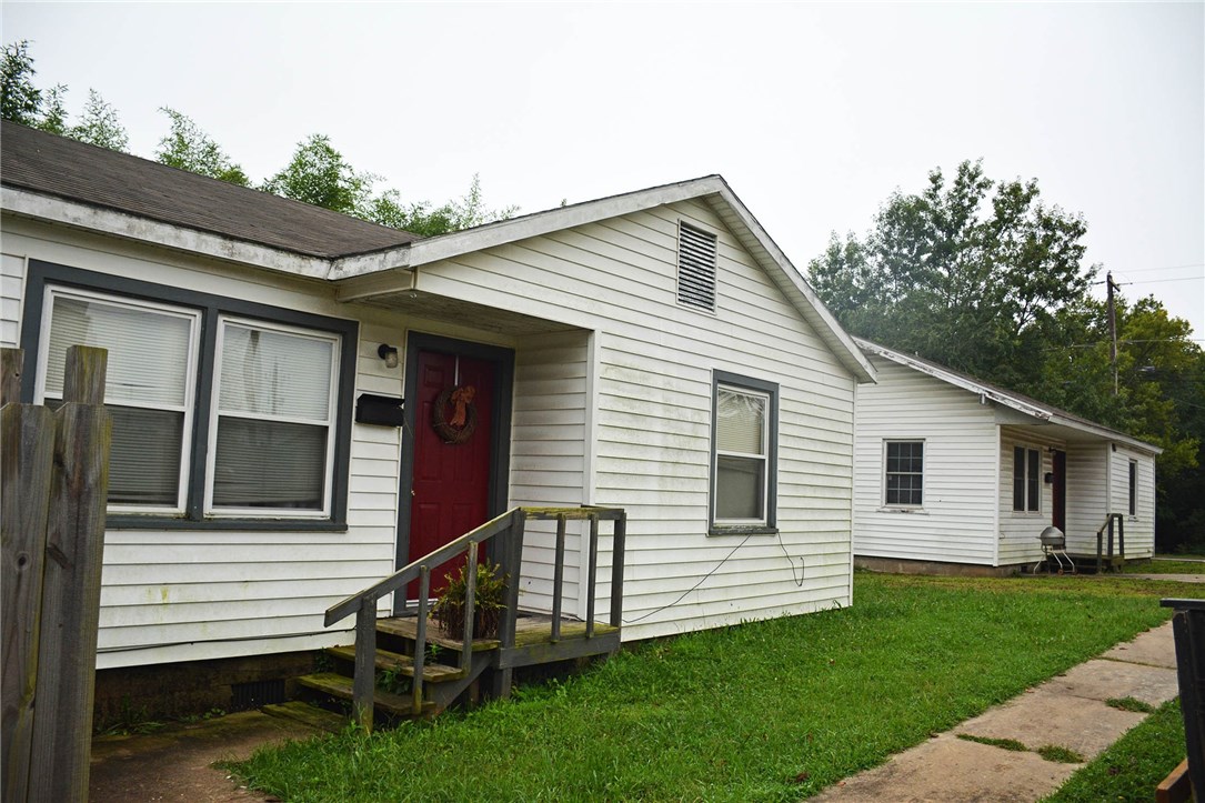 Sold before print.
Agent related to Buyer
Agent related to Seller