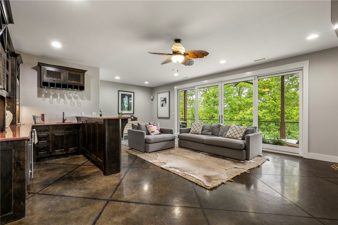 Mountain Lake Estates - Residential