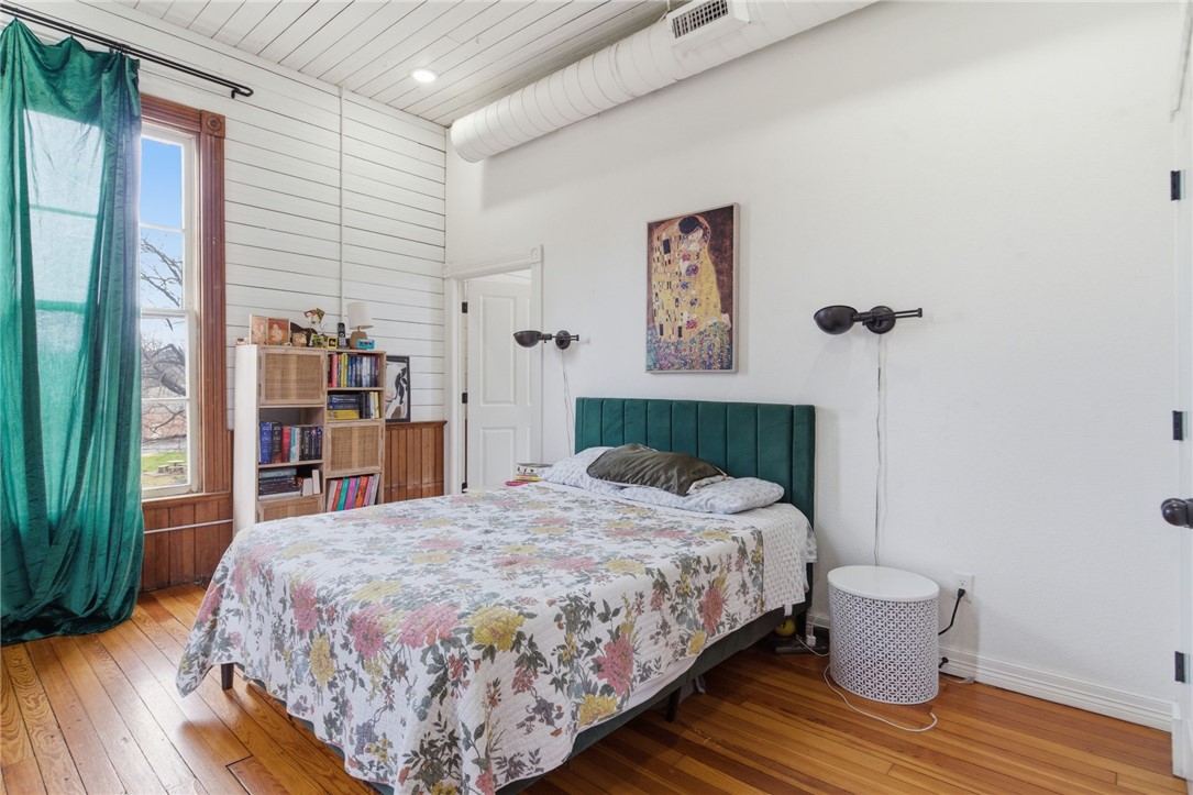 Farmington Original - Residential