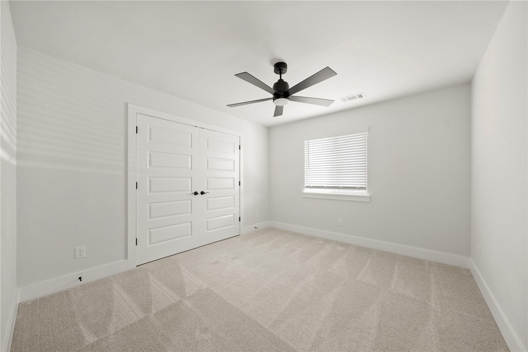 Diamond Estates Ph V Centerton - Residential