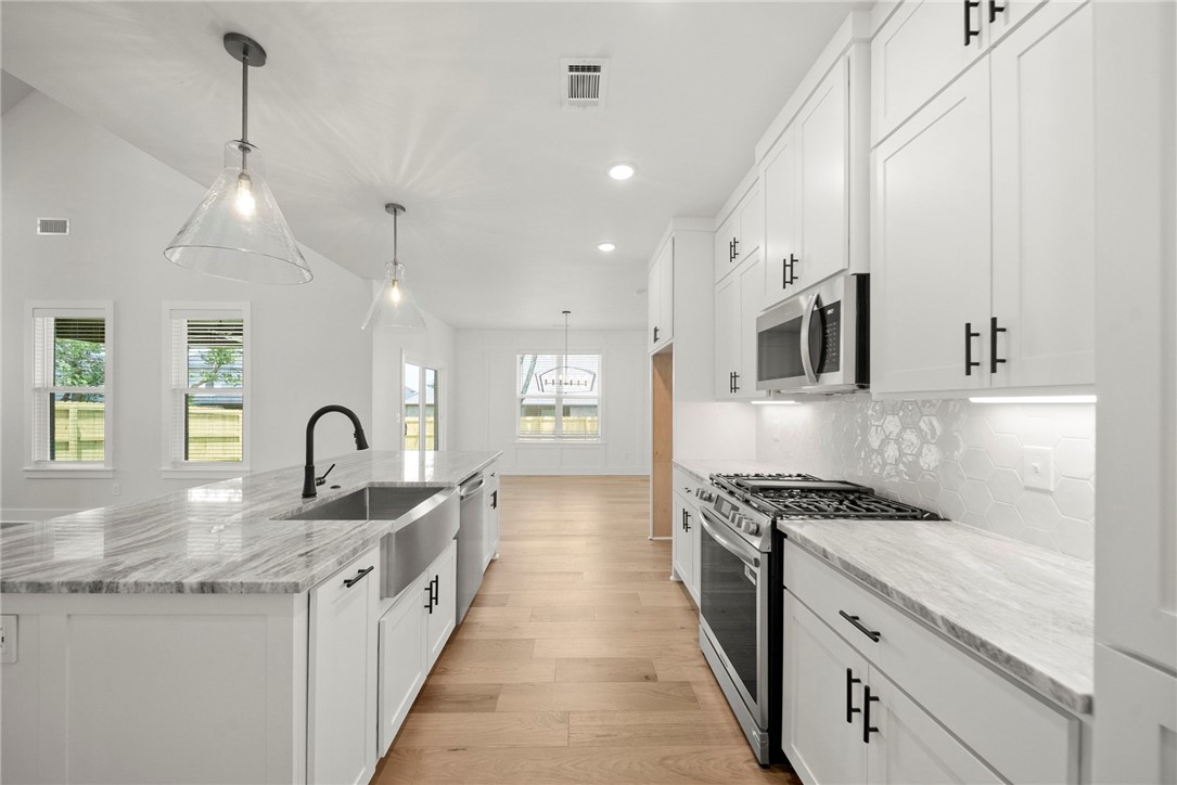 Diamond Estates Ph V Centerton - Residential