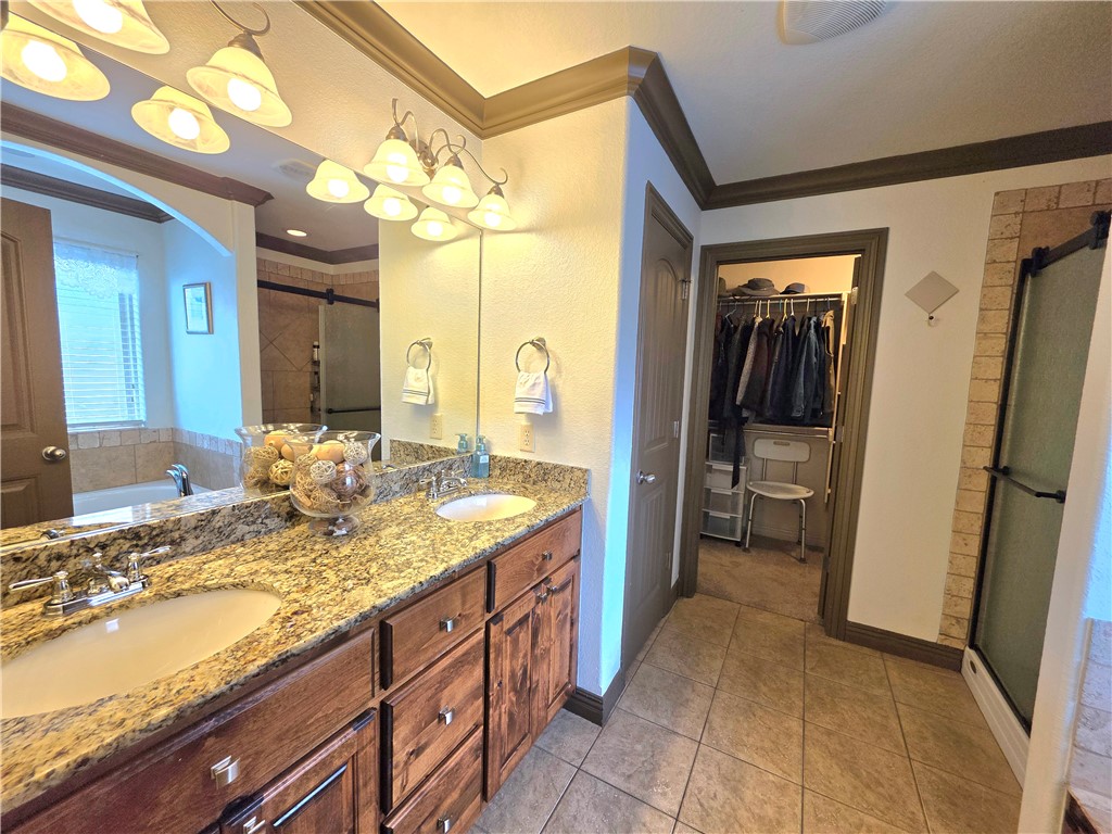Dixieland Crossing - Residential