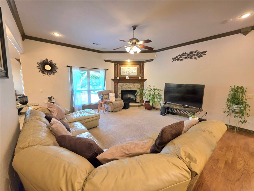 Dixieland Crossing - Residential