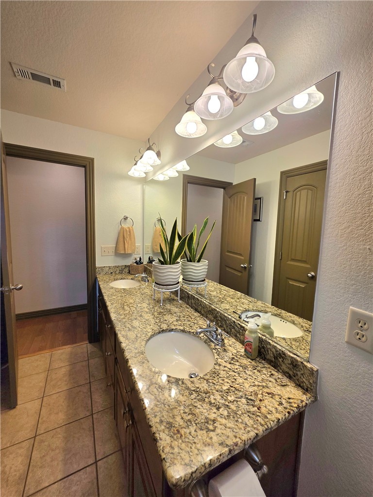 Dixieland Crossing - Residential