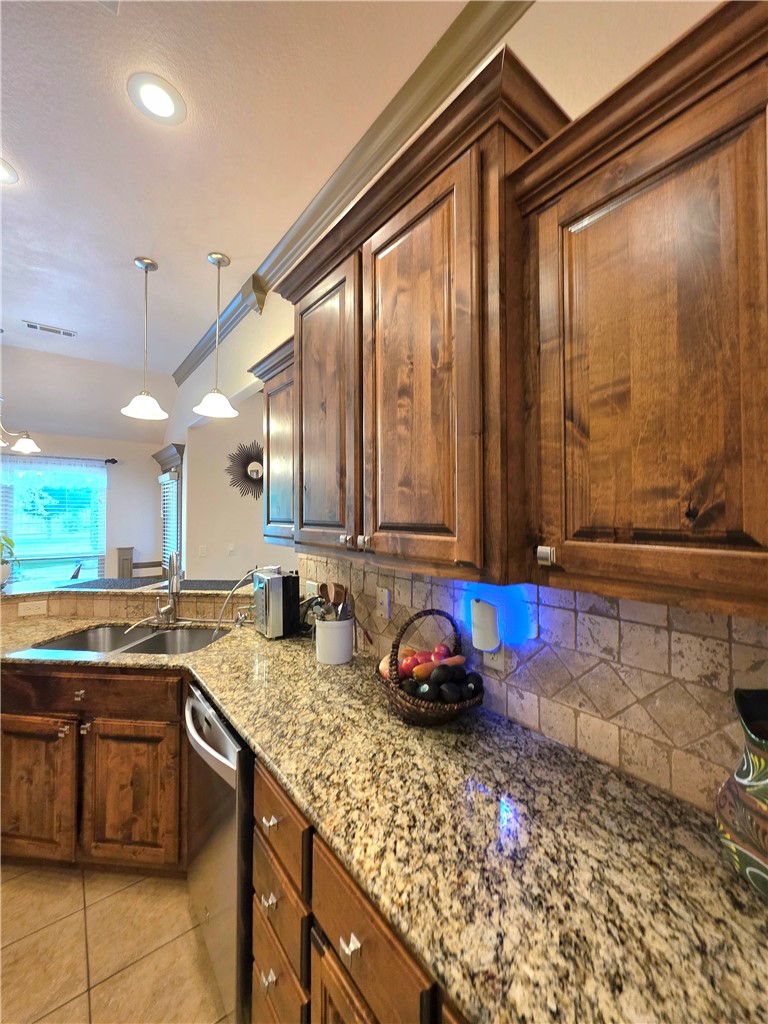 Dixieland Crossing - Residential