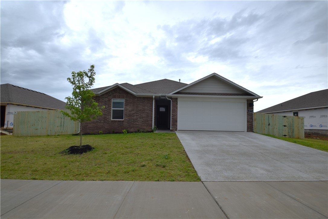 Brand New Home! This is the "Bellevue Plan" in Wagon Wheel Subdivision. This home offers 3 bedrooms, 2 baths and a modern, carpet-free layout with LVP flooring throughout. The kitchen features quartz countertops and a full stainless steel appliance package, large pantry and includes a refrigerator, washer, and dryer. The primary suite includes double sinks and an oversized walk-in shower. Perfectly located just minutes from the University of Arkansas and Fayetteville, you'll have quick access to local favorites like Creekside Park, the Farmington Farmers Market, and plenty of nearby dining and shopping. Property has a huge yard and wood privacy fence is being installed next week. This is a non-smoking property, and pets are negotiable with owner approval and an additional deposit.