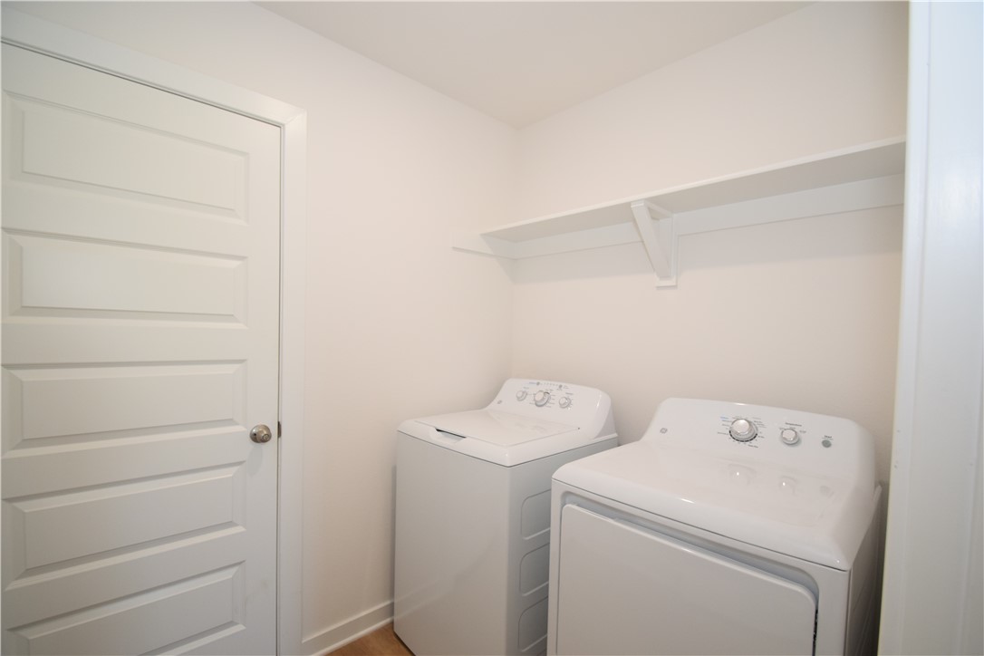 Wagon Wheel Crossing - Residential Lease