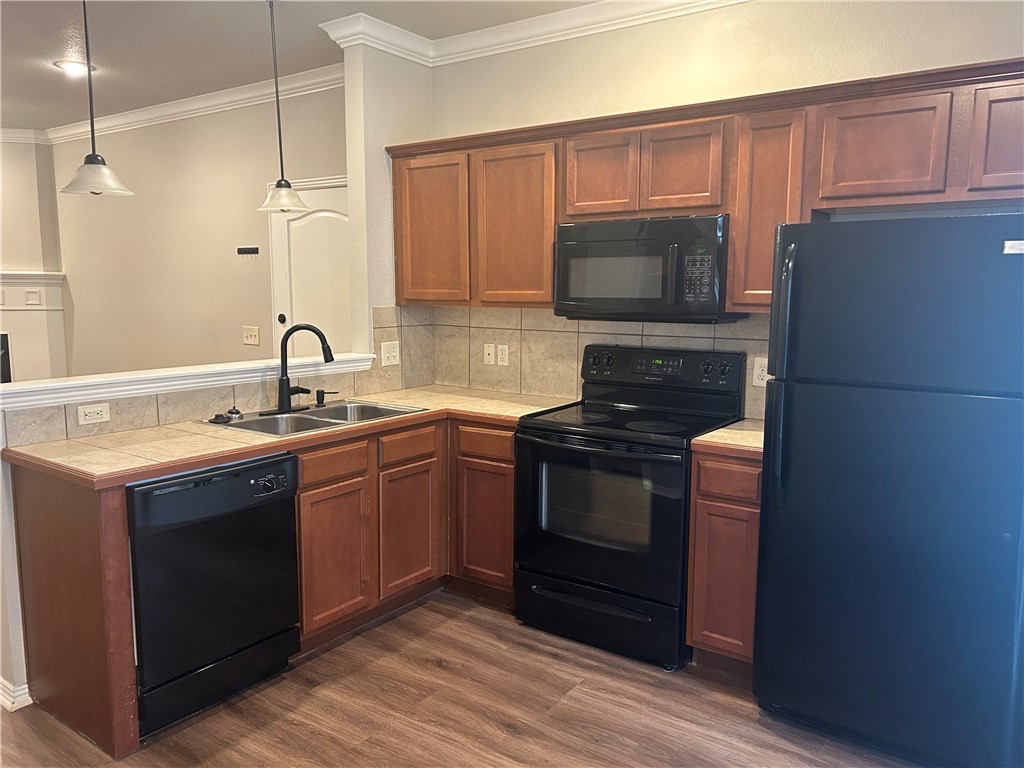 Sunbridge Villas Sub - Residential Lease