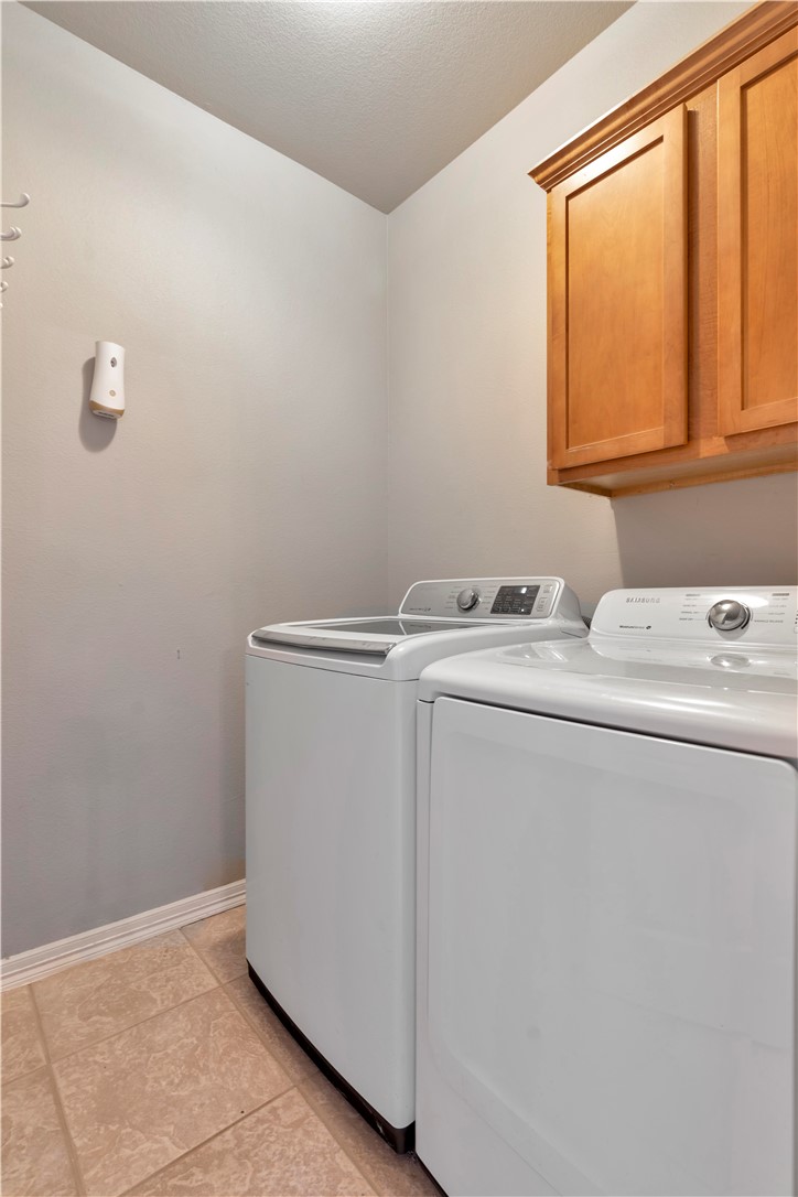 Elkins Outlots - Residential