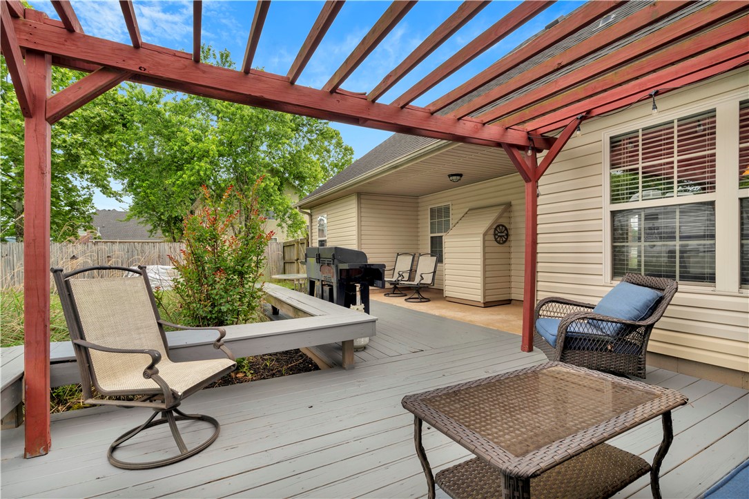 Elkins Outlots - Residential