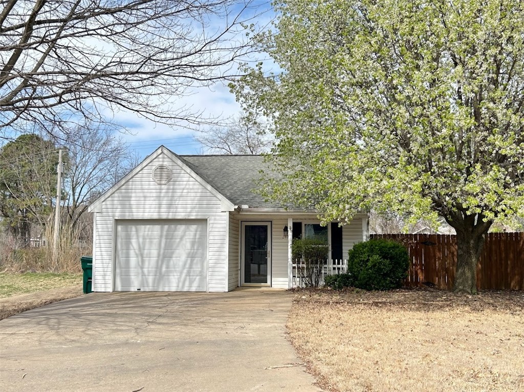 Fabulous 2 bed, 2 full bath single family home for rent in Rogers. Kitchen has lots of white wood cabinetry and stainless steel appliances including refrigerator, stove, microwave and dishwasher. Large living room and dining area share same continuous space. Two good-sized bedrooms have nice closets and each have their own ceiling fan. Primary bath has a tub/shower combo and guest bath has a full-size walk-in shower. Large yard, privacy fence and 1-car garage. No pets please.