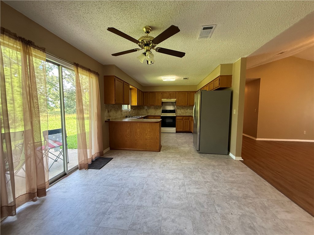 No - Residential Lease