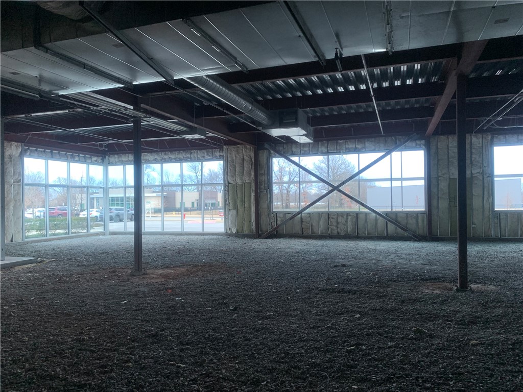 Fountain Plaza Sub Bentonville - Commercial Lease