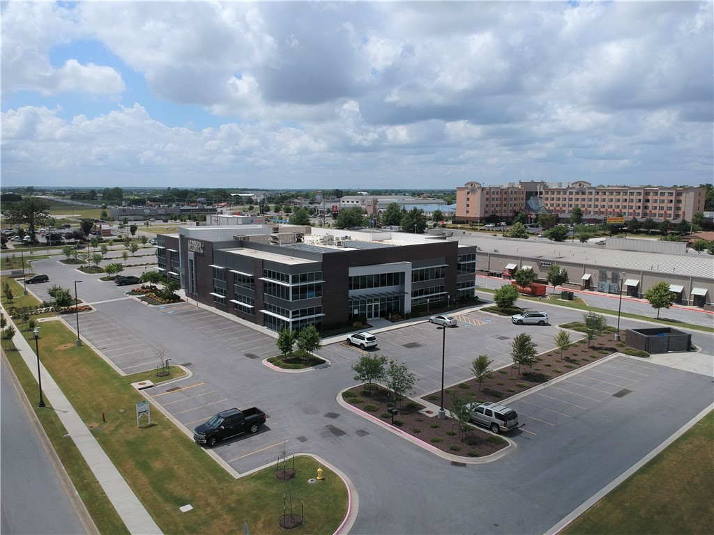 Fountain Plaza Sub Bentonville - Commercial Lease