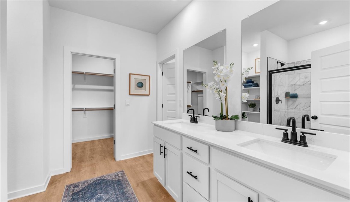 Noah's Landing - Residential