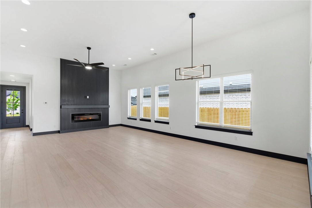 Walnut Grove - Residential