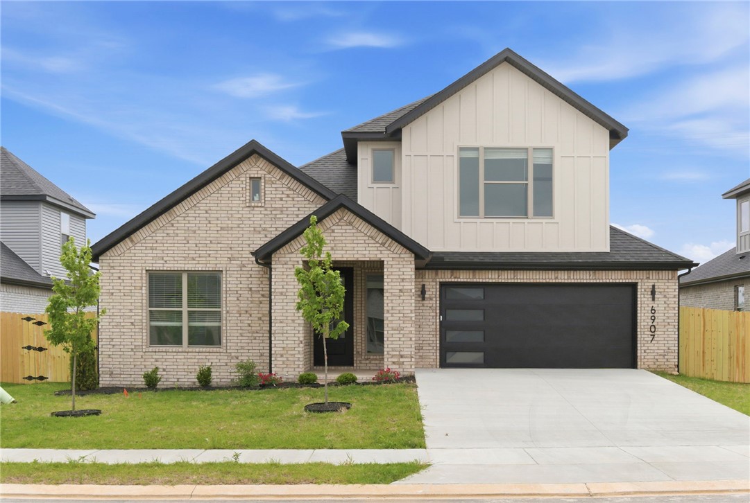 This 4-bed, 3-bath home is a split floor plan with main-level primary bedroom and guest bedroom. A beautiful open kitchen with quartz countertops, stainless appliances, and a walk-in pantry. All of this with a 12 feet ceiling bringing beautiful light in to the home. This home included a covered patio and a 2 car garage. This home offers both elegance and functionality , combining modern design and comfort. 
Please reach out to know more about this property.
