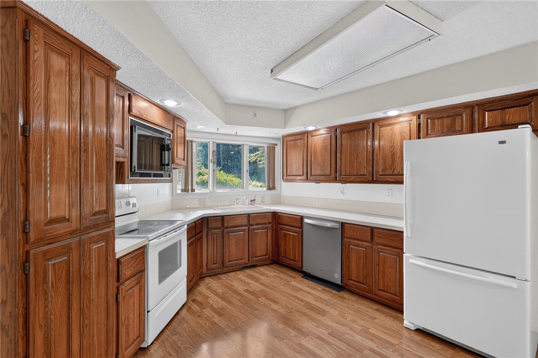 Raleigh Hills Sub Bvv - Residential