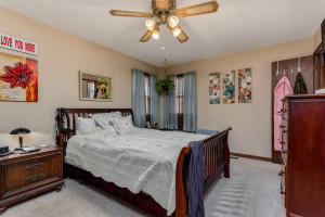 Holt Paradise - Residential