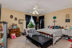 Holt Paradise - Residential