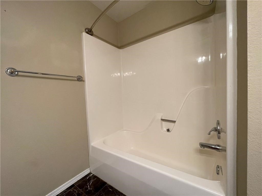 Dillow Sub Bvv - Residential Lease