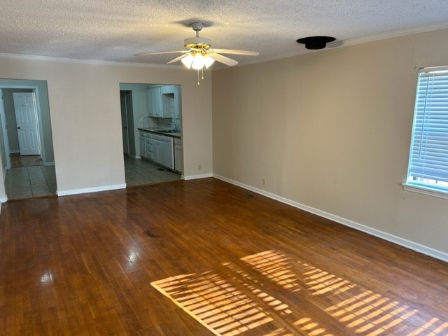 Leisure Heights - Residential Lease
