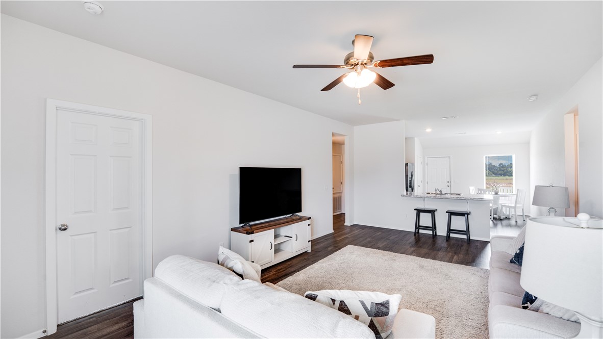 Sandy Acres Sub Ph 2 Gentry - Residential