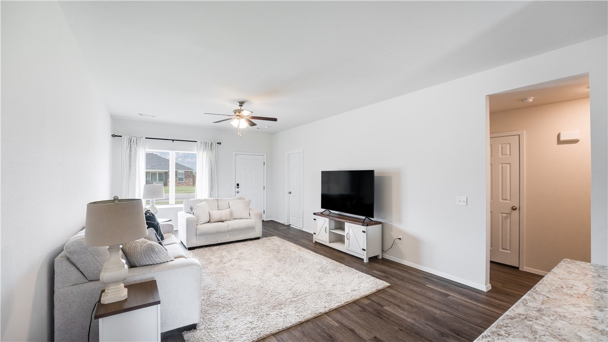 Sandy Acres Sub Ph 2 Gentry - Residential