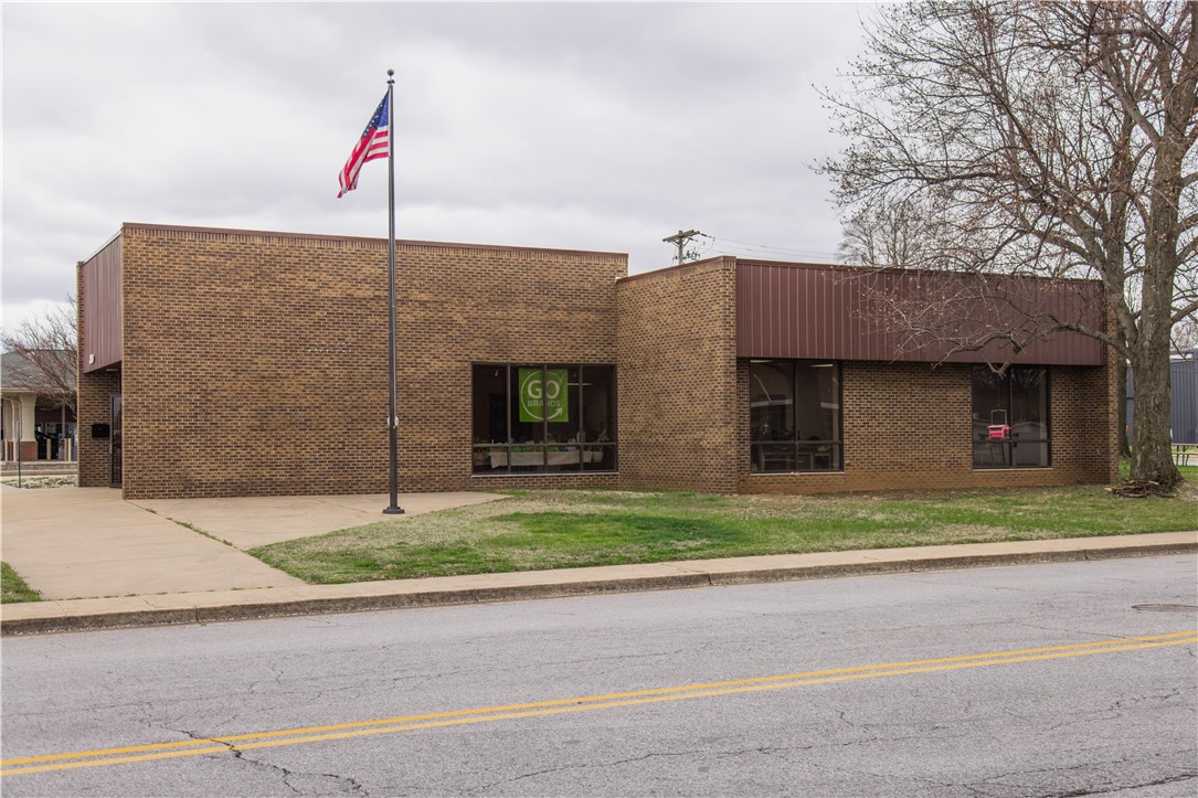 Railroad Add - Commercial Lease