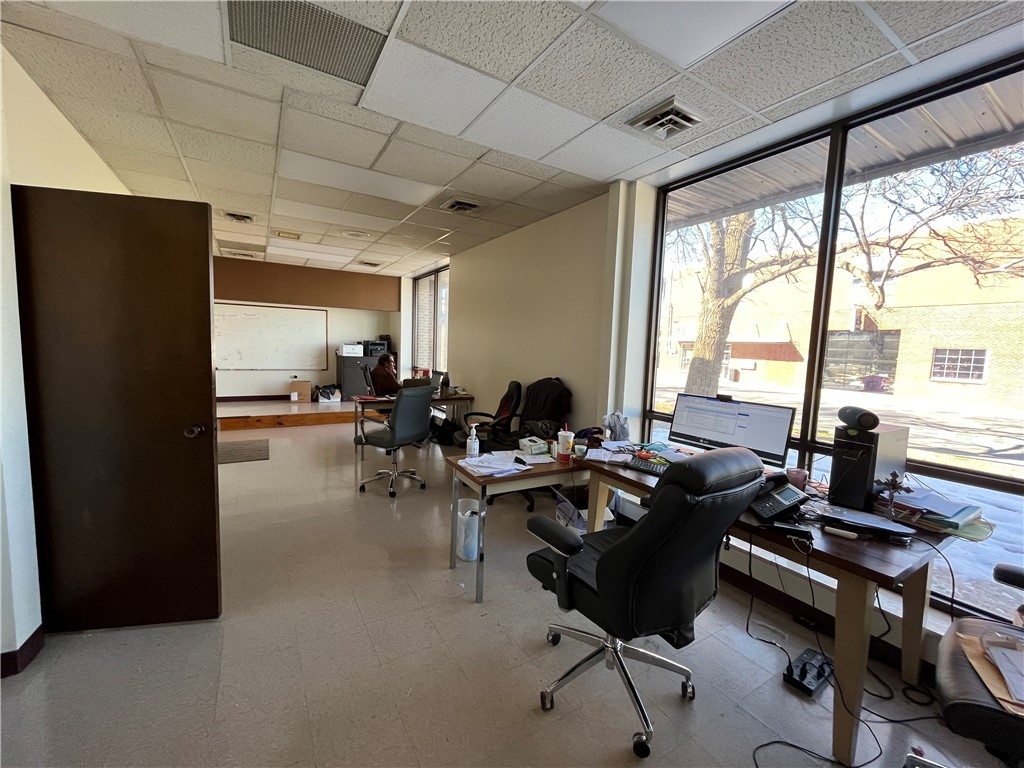 Railroad Add - Commercial Lease