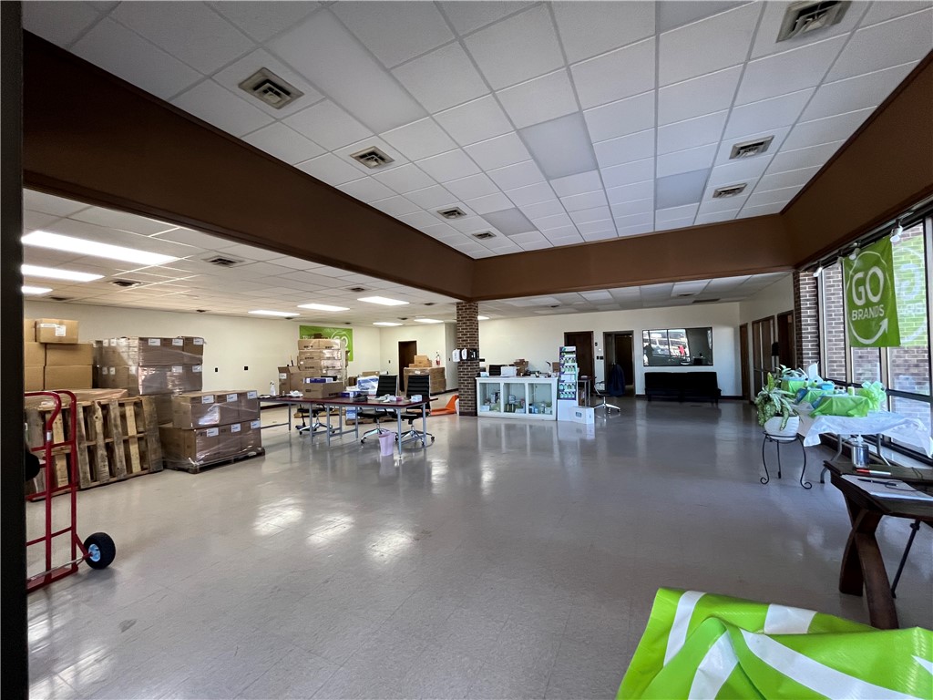 Railroad Add - Commercial Lease
