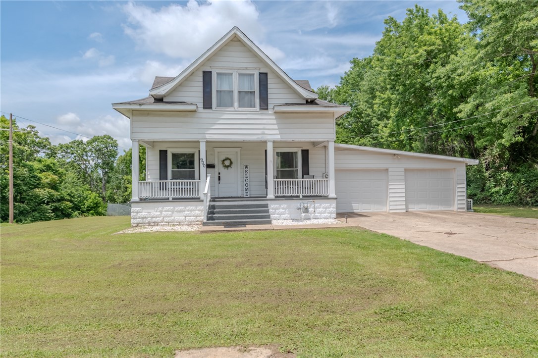Welcome home to this beautifully updated single-family residence nestled in one of Harrison's most established neighborhoods. This spacious home offers room to breathe both inside and out, sitting proudly on a rare double corner lot that provides exceptional outdoor space and endless possibilities for pets, entertaining, or future expansion. This turnkey property places you right in the heart of everything Harrison has to offer — just minutes from North Arkansas Regional Medical Center, making it an ideal location for healthcare professionals and families alike. Enjoy the convenience of being close to Harrison's top-rated schools, local dining, shopping, and community amenities, all while tucked away on a quiet residential street where neighbors know each other and pride of ownership shows. Whether you're starting out, settling down, or simplifying your lifestyle, this move-in ready gem offers the perfect blend of space, comfort, and convenience in a location that truly can't be beat.