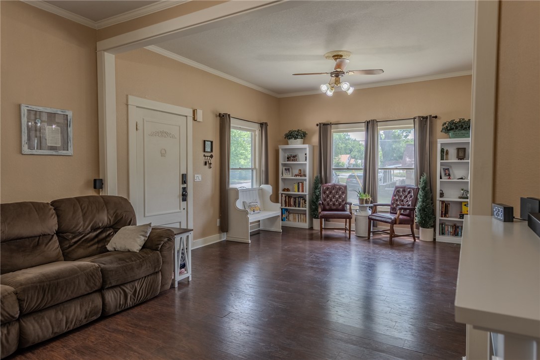 EAGLE HTS II - Residential