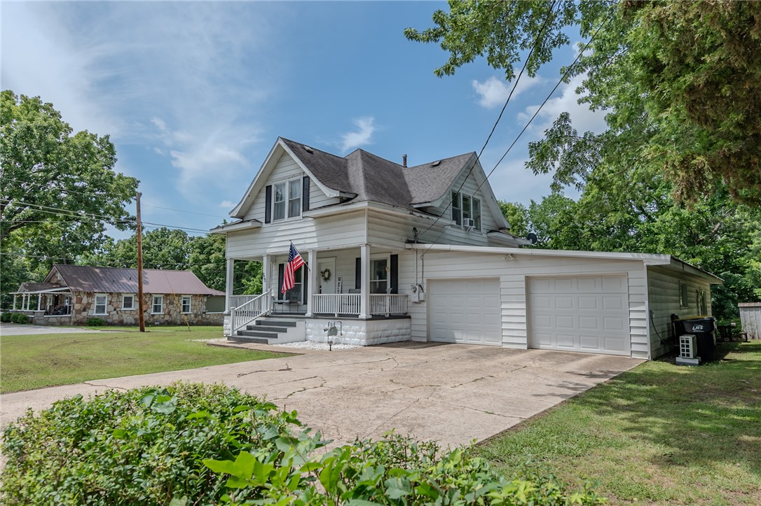 EAGLE HTS II - Residential