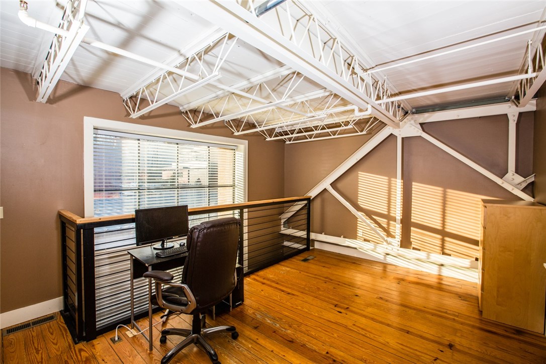 Uark Bowl Hpr - Residential